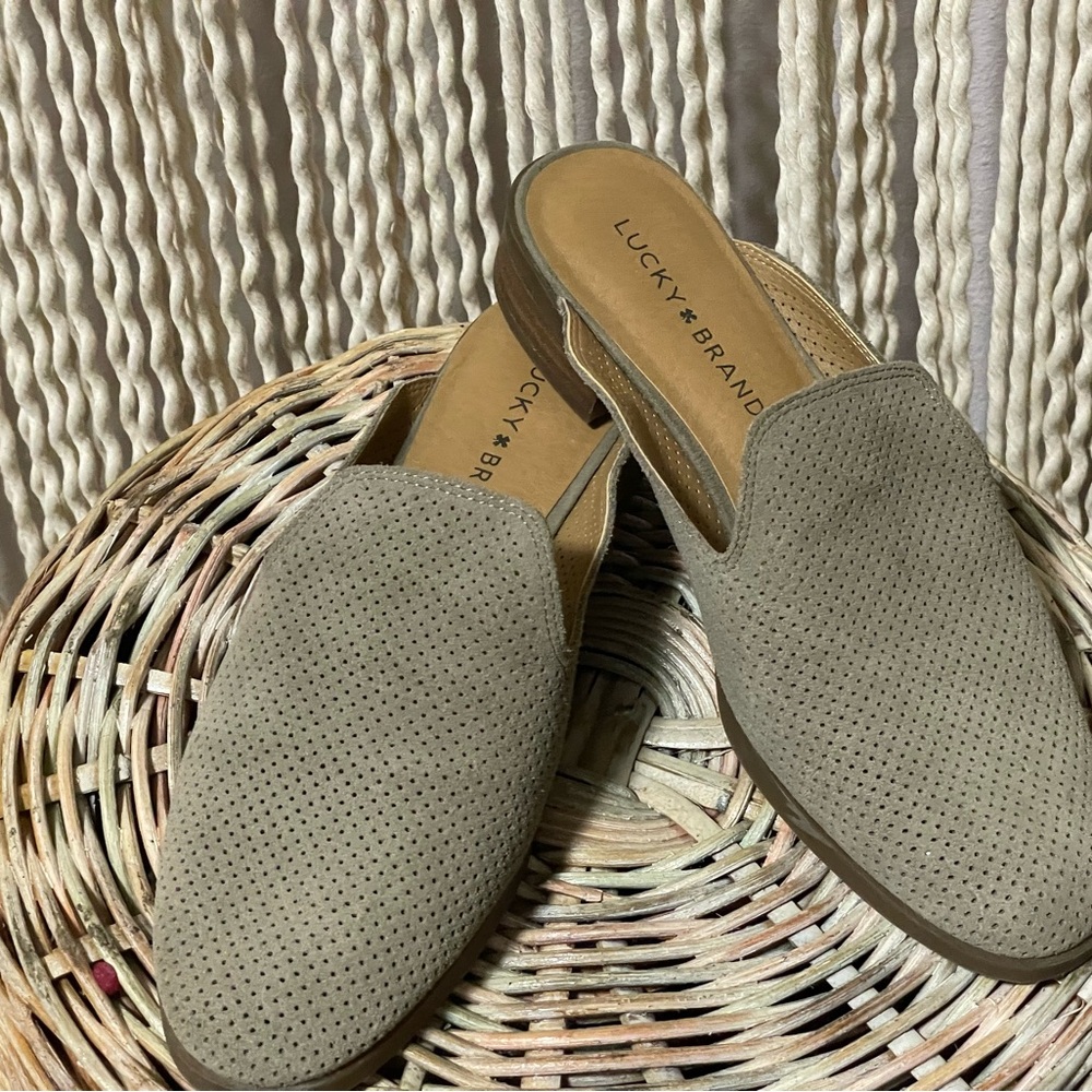 Lucky Brand Women's Tan Slip-On Shoes